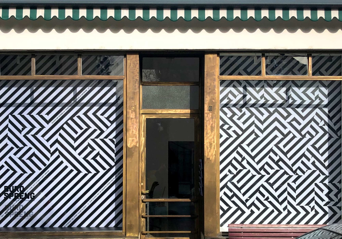 Strifen Schaufenster